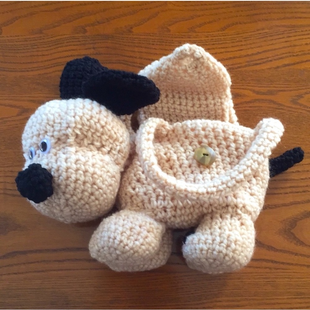 Hand Crafted Crochet Beige and Black Puppy Dog Purse Children’s Carry Toy - Picture 7 of 10